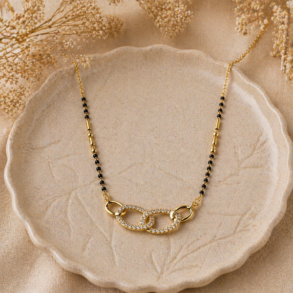 Zariya Infinity Link Mangalsutra Necklace – Anti Tarnish Gold