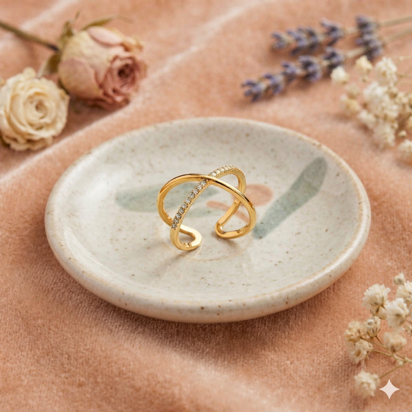 Lustre Cross Band Ring – Anti Tarnish Gold Adjustable