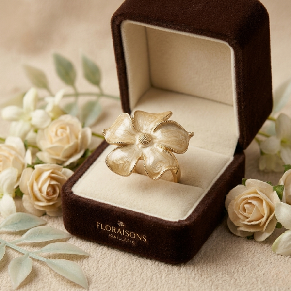 Aurelia Flower Bloom Statement Ring – Anti Tarnish Gold Adjustable Ring