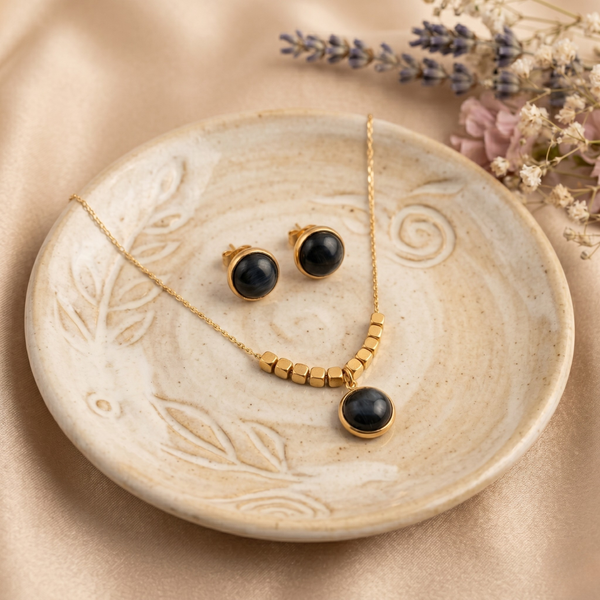 Midnight Glow Black Pendant & Stud Set – Gold Tone Anti Tarnish
