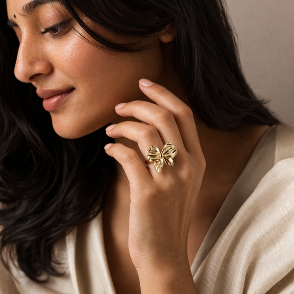 Noeud Bow Ring – Gold Tone Anti Tarnish Adjustable Ring