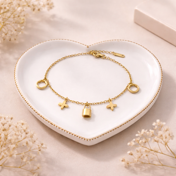 Locket Floral Charm Bracelet – Anti-Tarnish Gold
