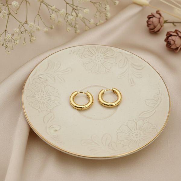 Bloom Trio Earring Set – Anti-Tarnish Gold