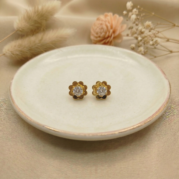 Floral & Clover Stud Earrings Set – Anti Tarnish Gold Combo (Set of 3)